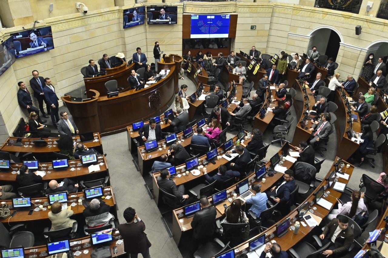 ¿Dará respuesta el Congreso al hambre de los estudiantes universitarios?