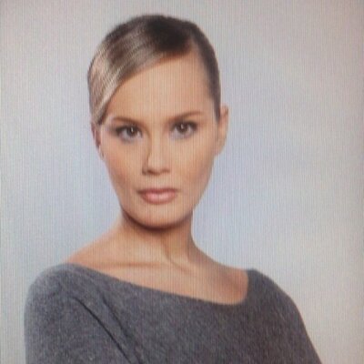 Un poco más de lora a Eva Rey
