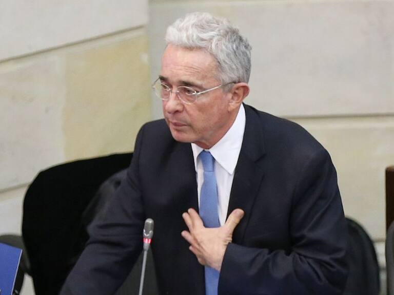 El culto a Uribe
