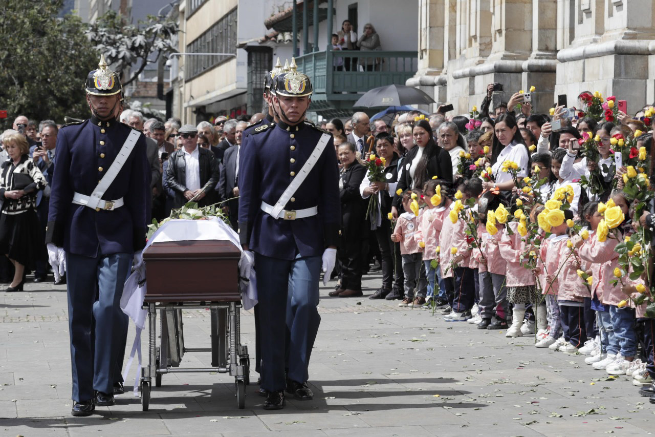 La violencia política en Colombia y el matoneo escolar