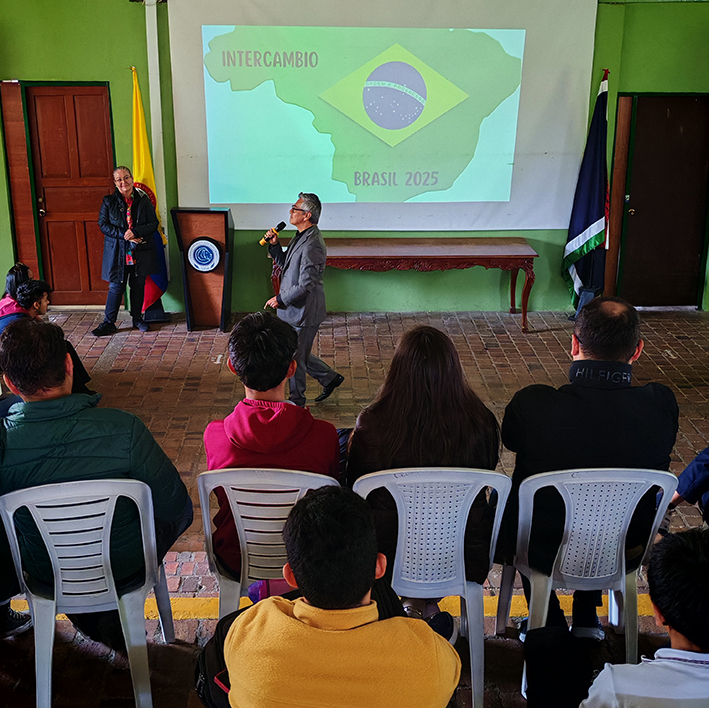 Tejiendo paz desde la escuela