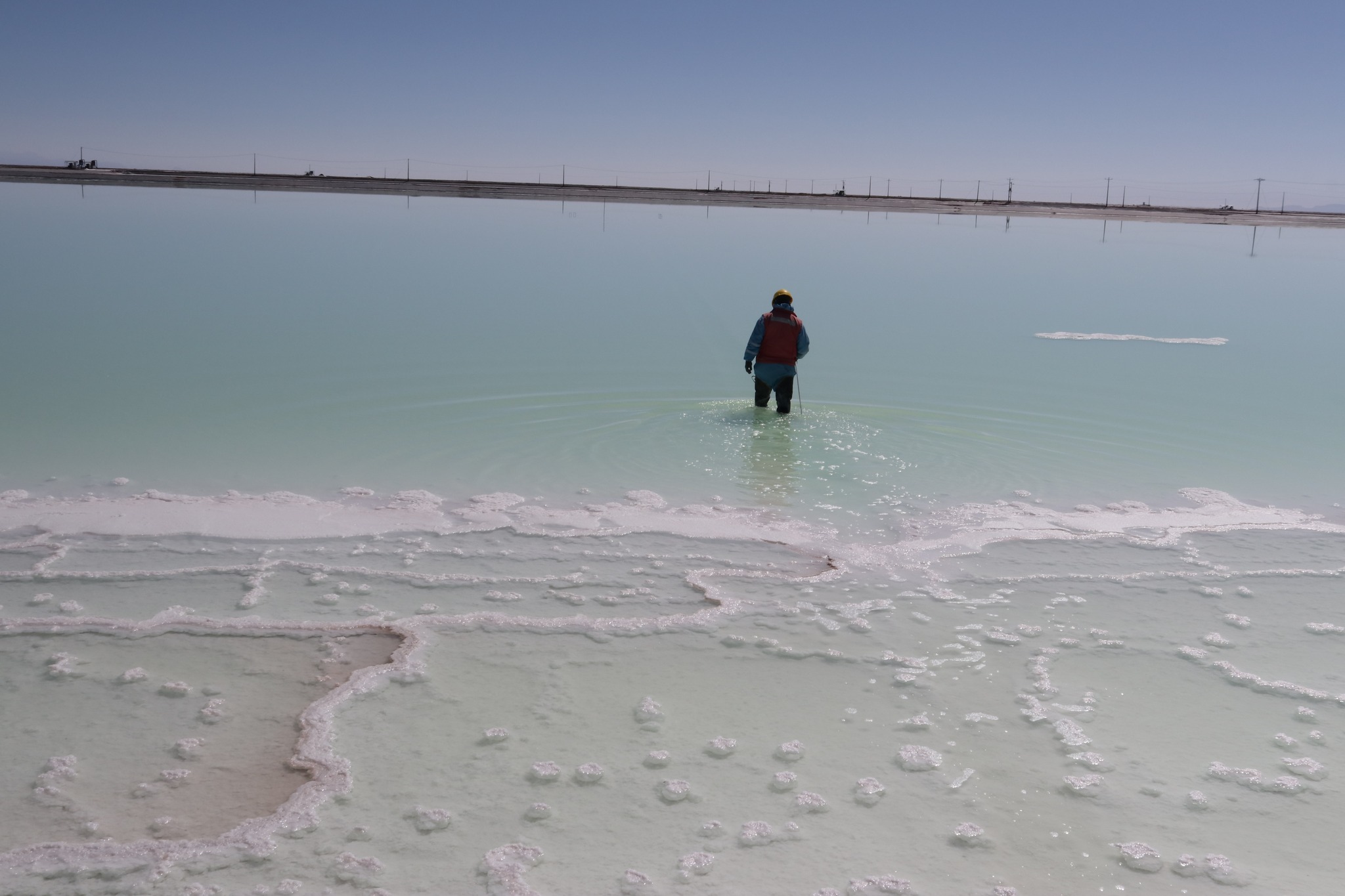 Bolivia: por qué una jueza suspendió los contratos de litio con Rusia y China y exige estudios ambientales