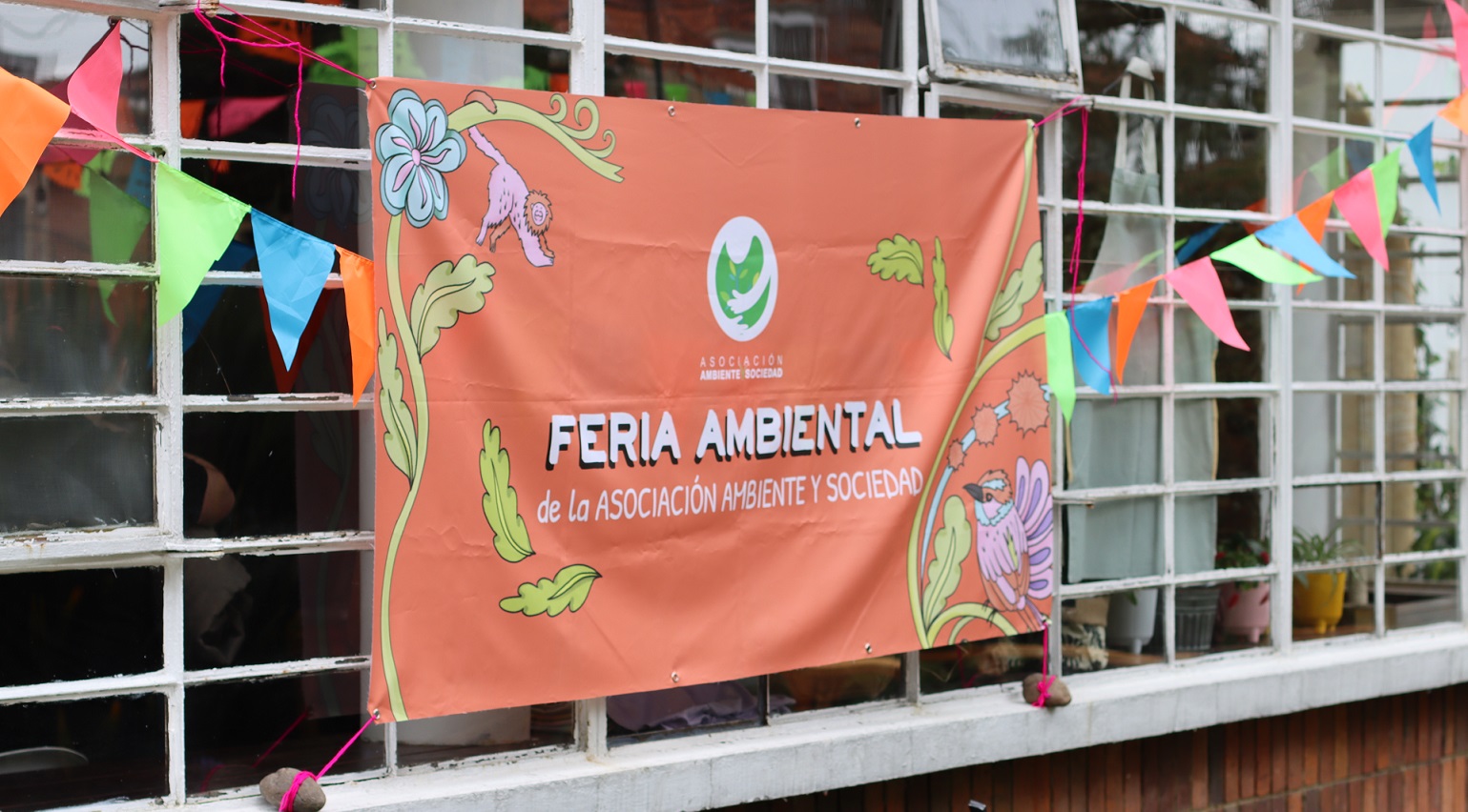 Cientos de personas respondieron al llamado de la Primera Feria Ambiental de Ambiente y Sociedad