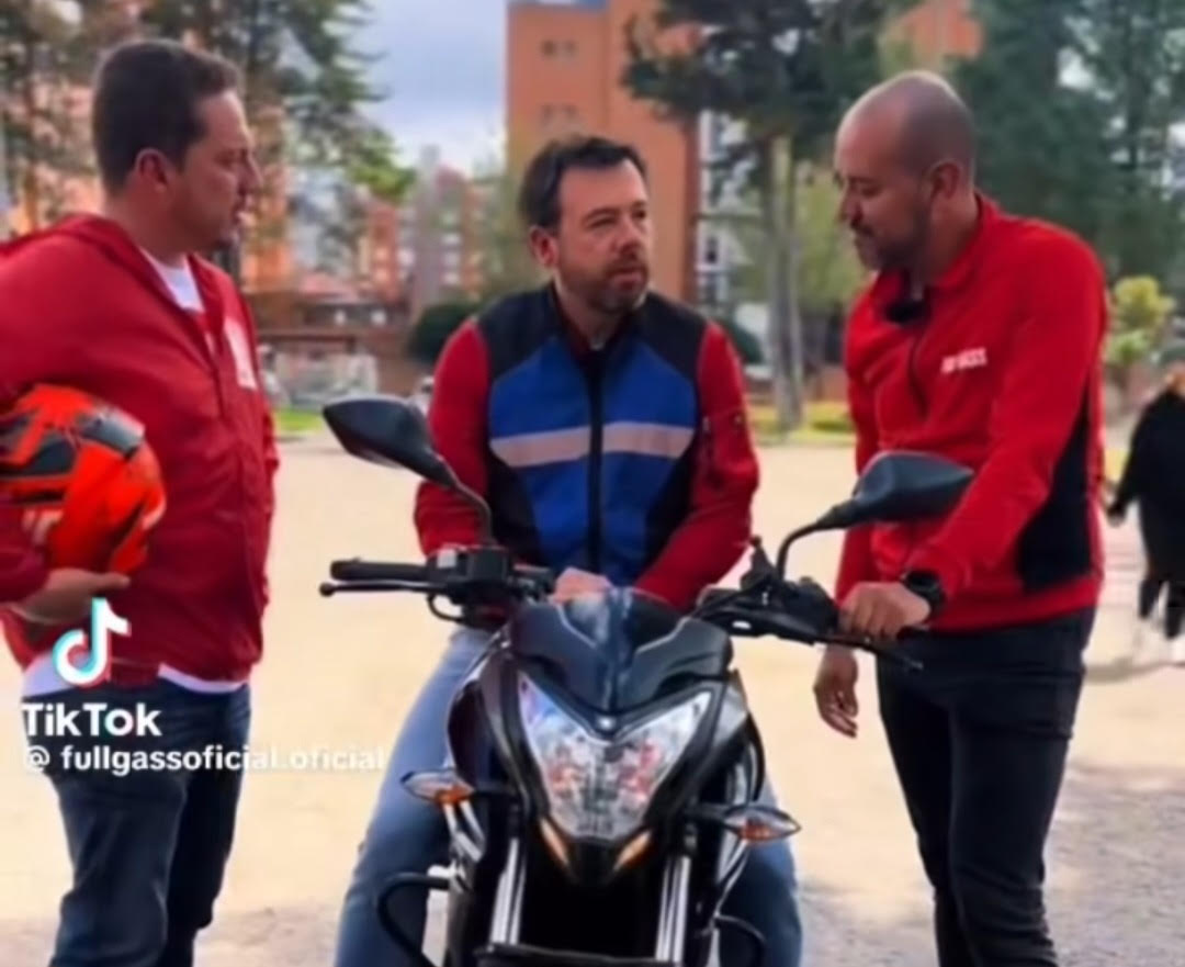 ¿Y dónde está el piloto… de Bogotá?