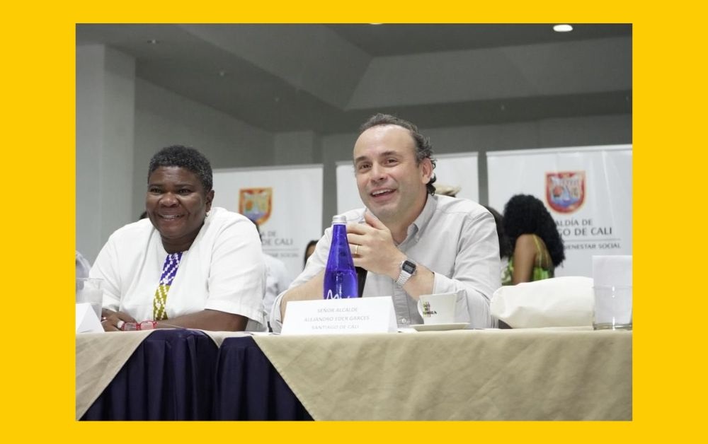 Johana @mellacaicedo, secretaria de @BienestarSociaI de Cali, lidera CaliAfro con alcalde @alejoeder