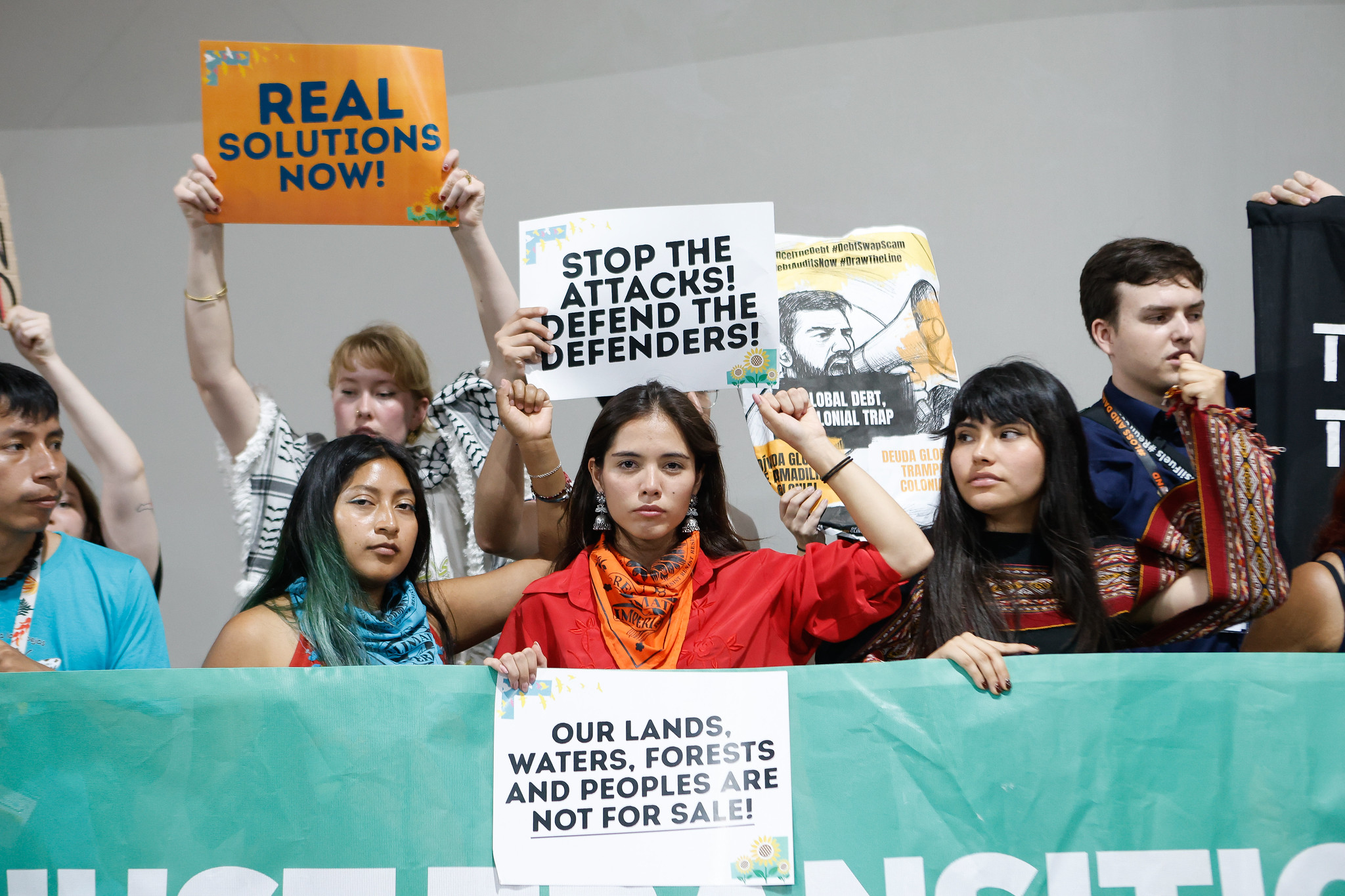 Después de la COP30: vacíos y retos del camino hacia la transición justa en energía e industrias