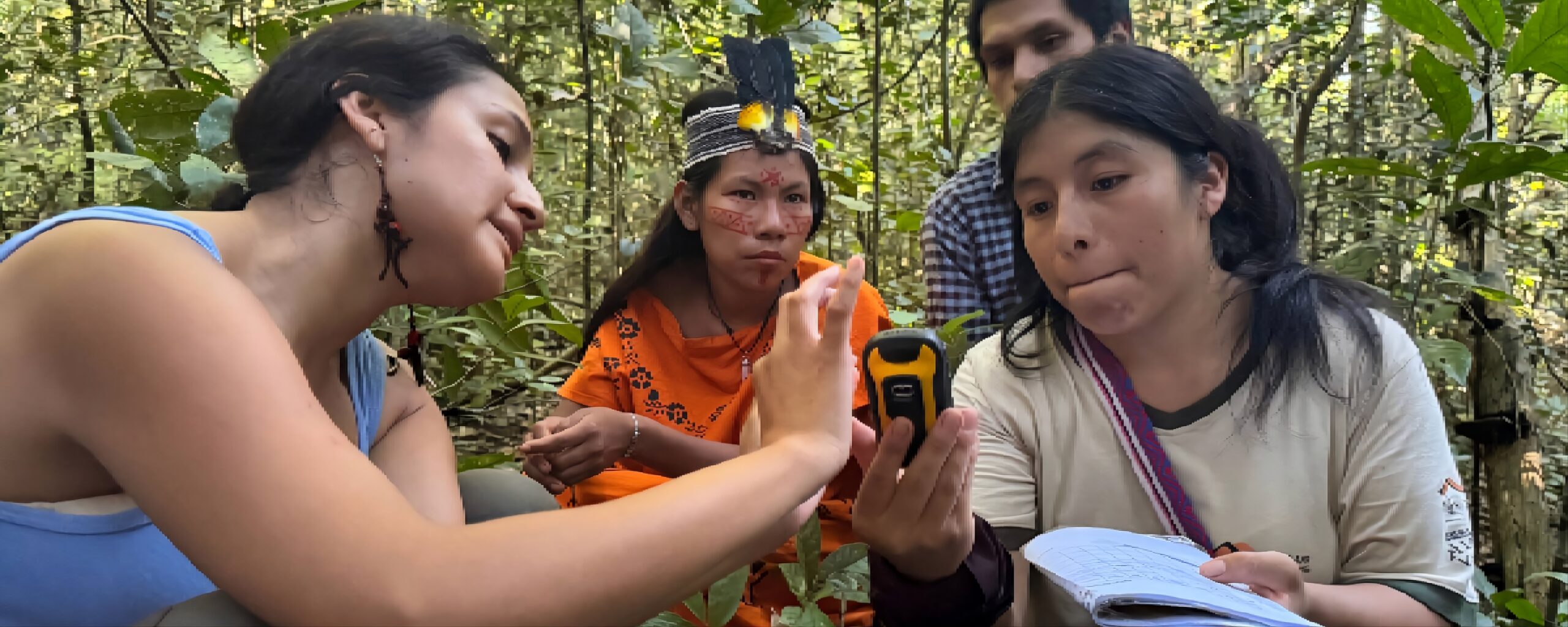Día Internacional de la Mujer y la Niña en la Ciencia: científicas se aventuran a conocer el mar, la selva y especies asombrosas en Latinoamérica