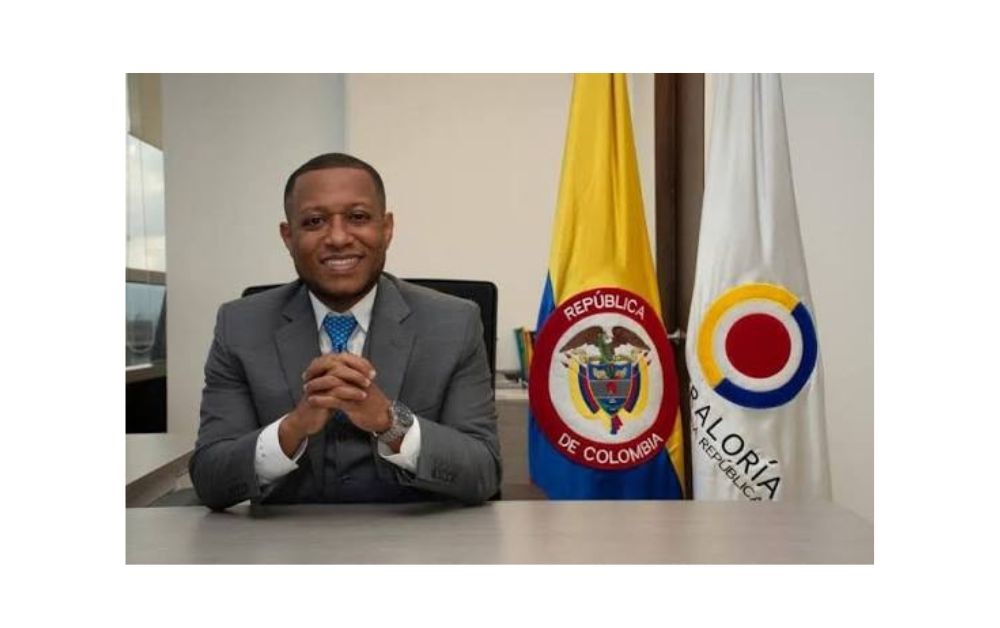 “Garantizo neutralidad política de la Contraloría frente a Gobierno y oposición”: Luis Enrique Abadía